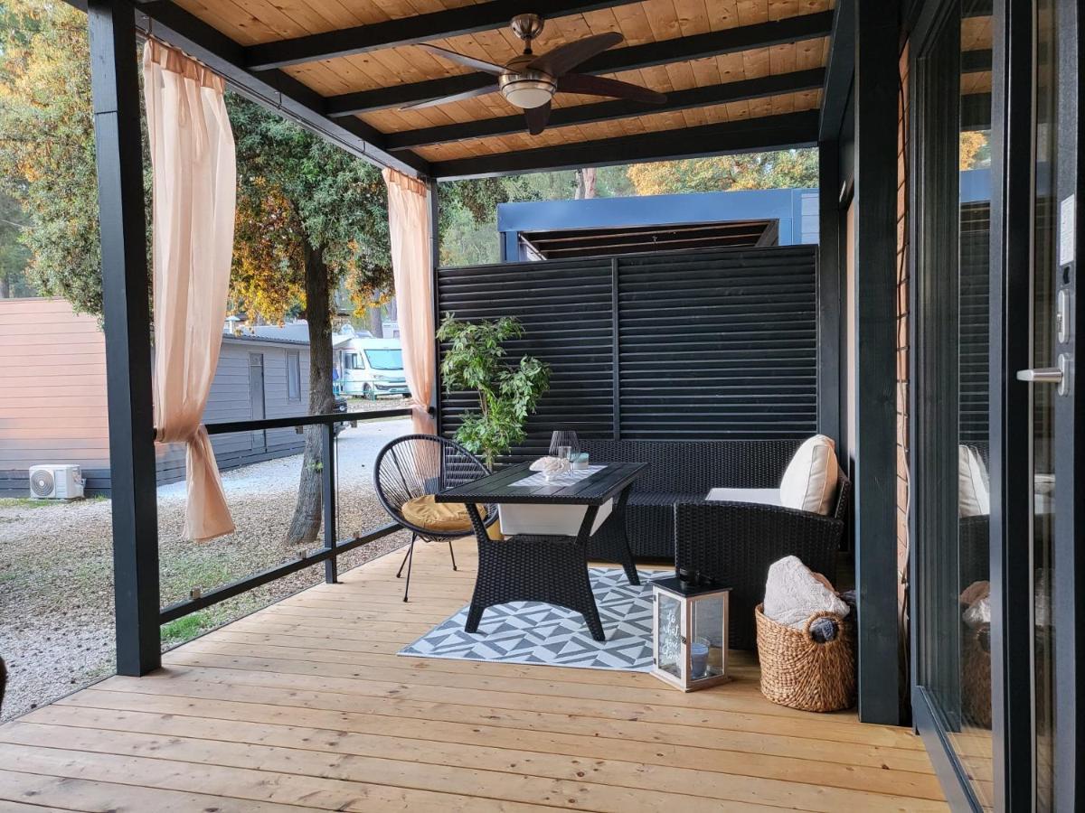 Mobile Home Kailani Nr 121, Camping Porton Biondi Rovinj Exterior photo