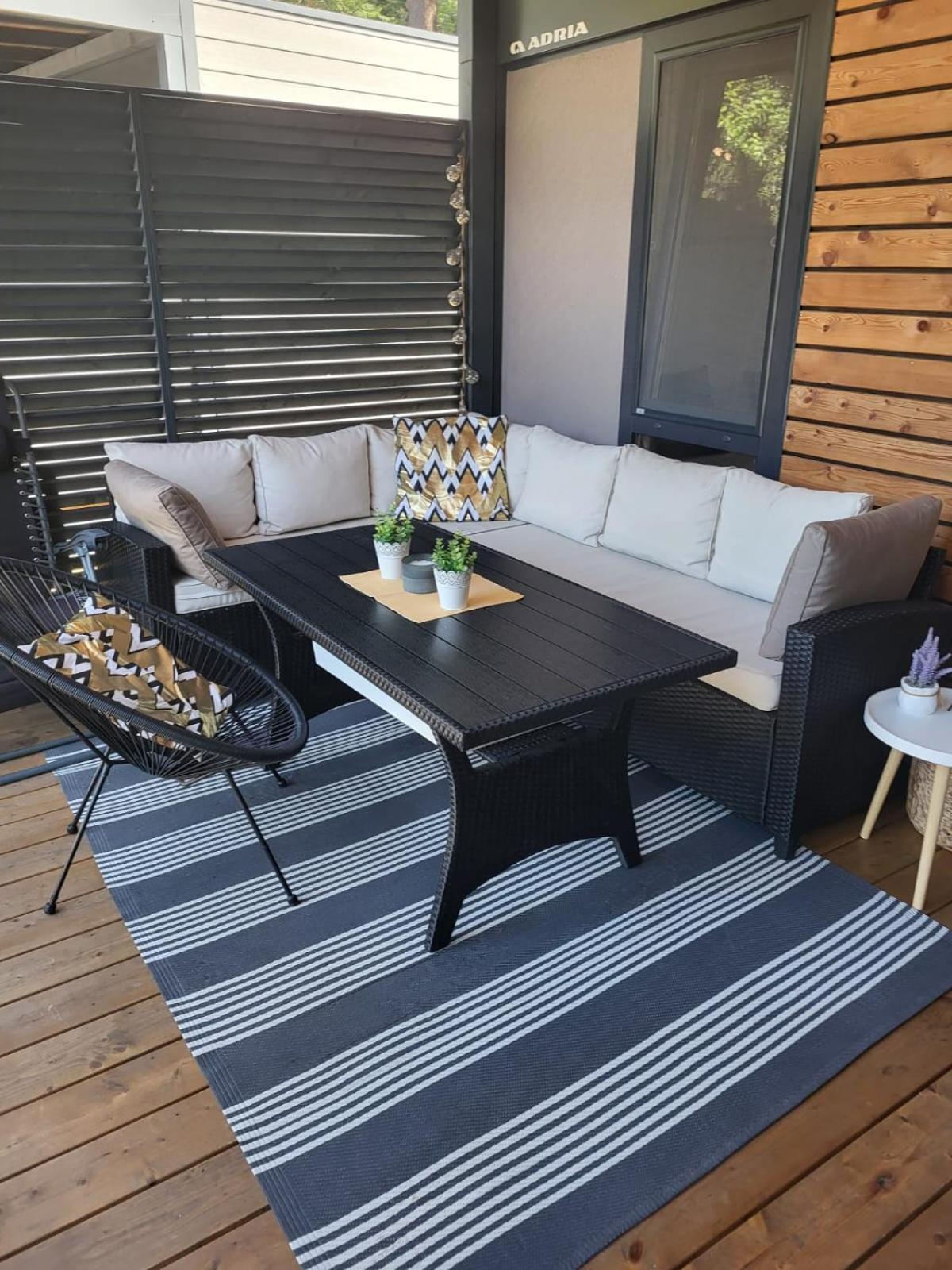Mobile Home Kailani Nr 121, Camping Porton Biondi Rovinj Exterior photo